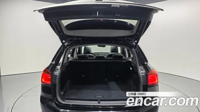 BMW X1 2016 thumb 8