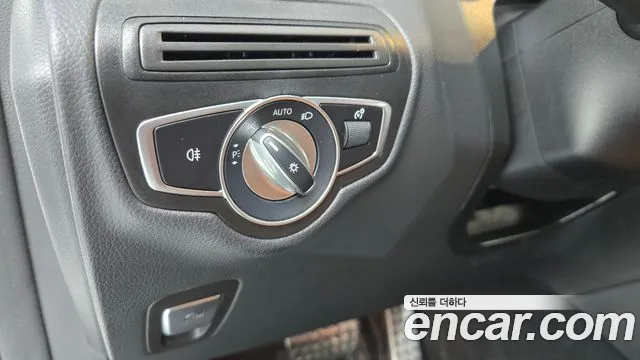 Mercedes-Benz GLC 2022 thumb 7