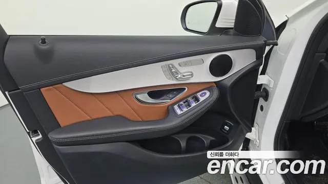 Mercedes-Benz GLC 2022 thumb 3