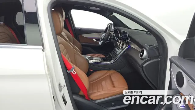 Mercedes-Benz GLC 2022 thumb 8