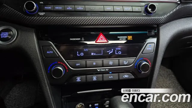 Hyundai Avante 2018 thumb 3
