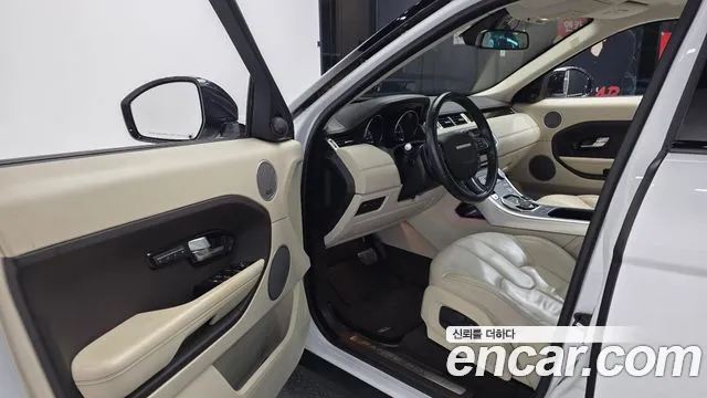 Land Rover Range Rover Evoque 2015 thumb 8