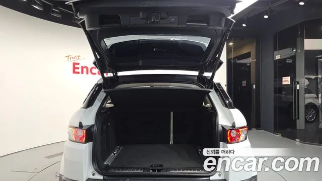 Land Rover Range Rover Evoque 2015 thumb 6