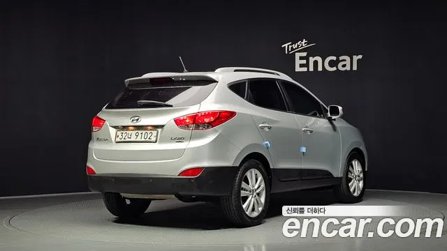 Hyundai Tucson 2010 thumb 8