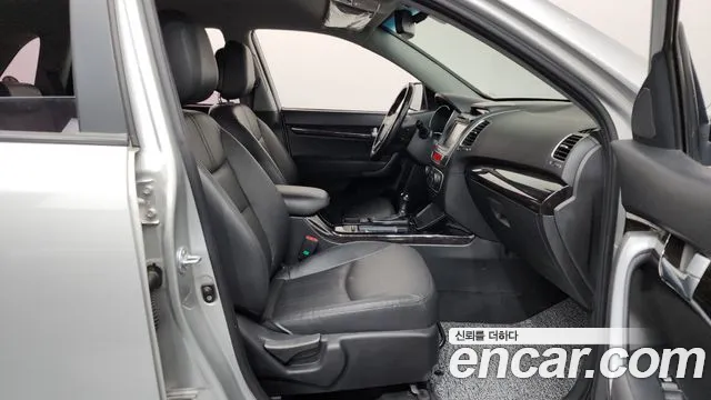 Kia Sorento 2012 thumb 10