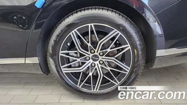 Genesis G90 2022 thumb 5