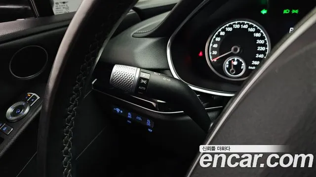 Genesis G80 2020 thumb 11