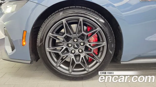 Ford Mustang Mach-E 2024 thumb 4
