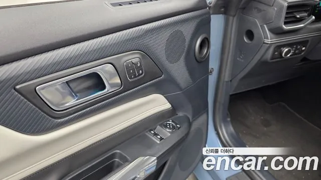 Ford Mustang Mach-E 2024 thumb 8