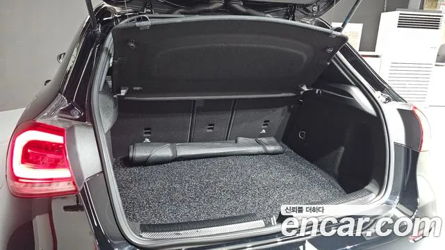 Mercedes-Benz A-Class 2021 thumb 5
