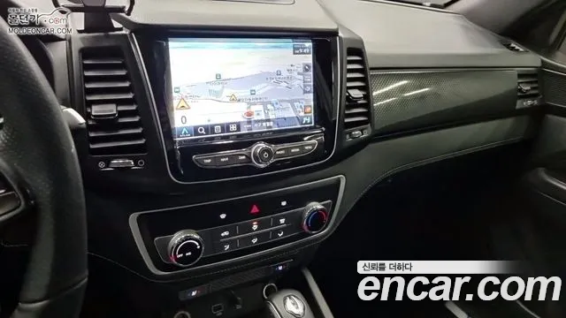 KGM Rexton 2021 thumb 10