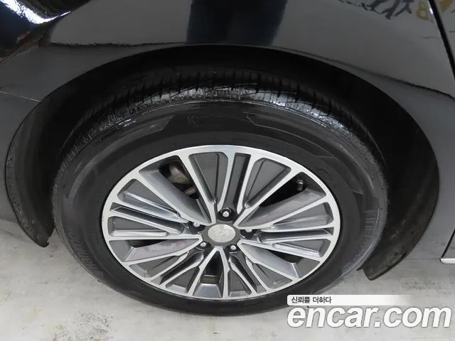 Hyundai Grandeur 2018 thumb 12