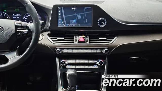 Hyundai Grandeur 2017 thumb 11