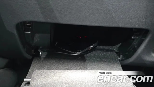 Audi Q7 2021 thumb 9