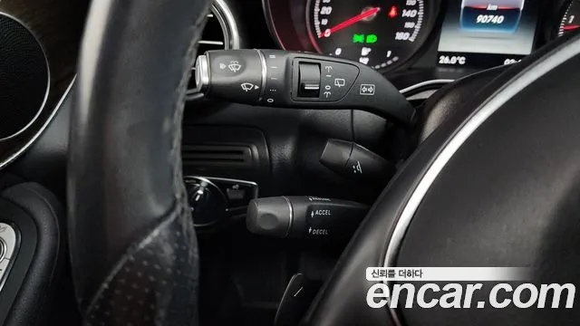 Mercedes-Benz GLC 2019 thumb 4