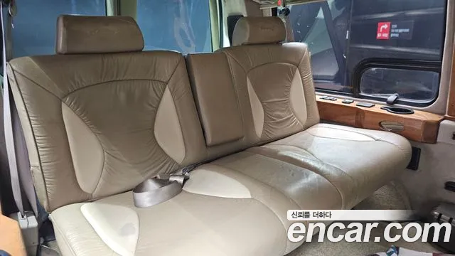 Chevrolet Chevy Van 2002 thumb 2