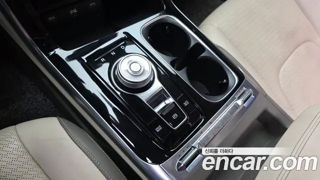 Kia Carnival 2022 thumb 8