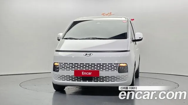 Hyundai Staria 2021 thumb 4