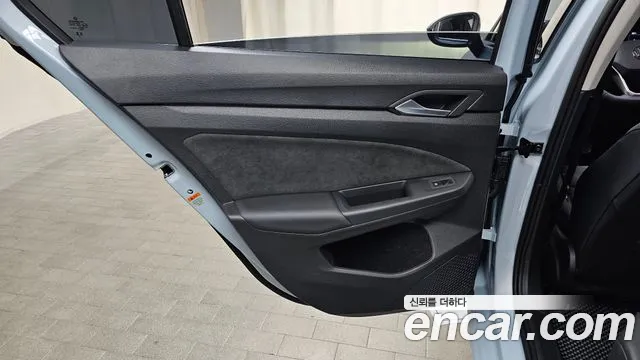Volkswagen Golf Sportsvan 2025 thumb 5