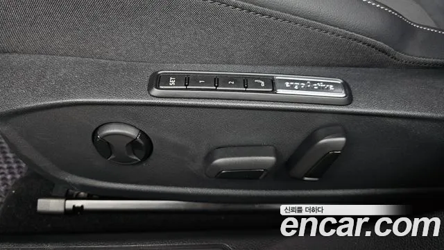 Volkswagen Golf Sportsvan 2025 thumb 9