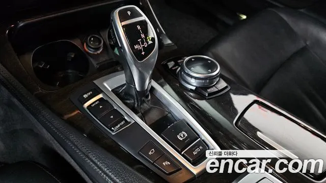 BMW 5 серии 2014 thumb 8