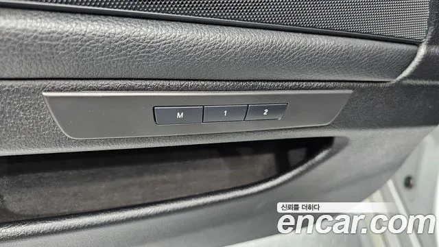 BMW 5 серии 2014 thumb 10