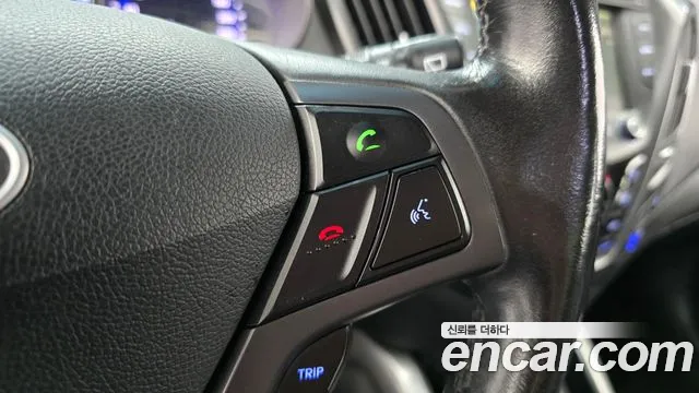 Hyundai Veloster 2013 thumb 6