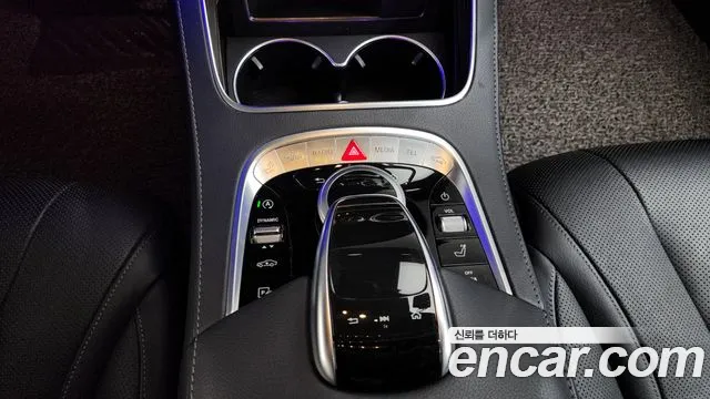 Mercedes-Benz S-Class 2018 thumb 9