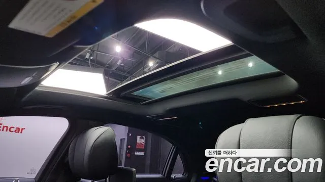 Mercedes-Benz S-Class 2018 thumb 7