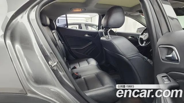 Mercedes-Benz A-Класс 2018 thumb 7