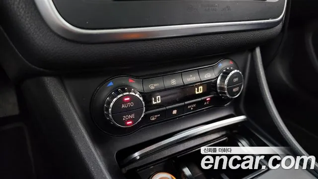 Mercedes-Benz A-Класс 2018 thumb 2