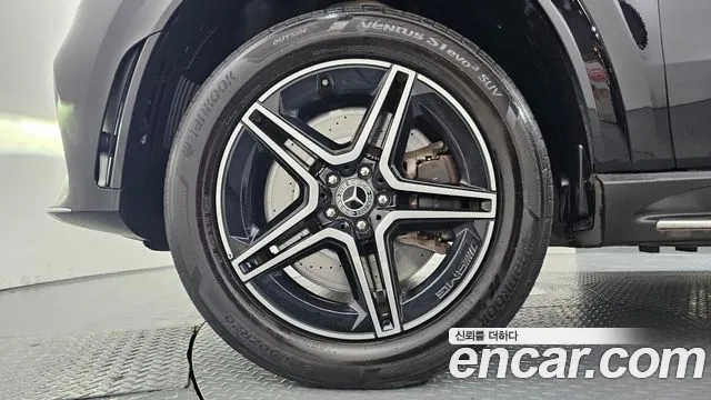 Mercedes-Benz E-Класс 2021 thumb 3