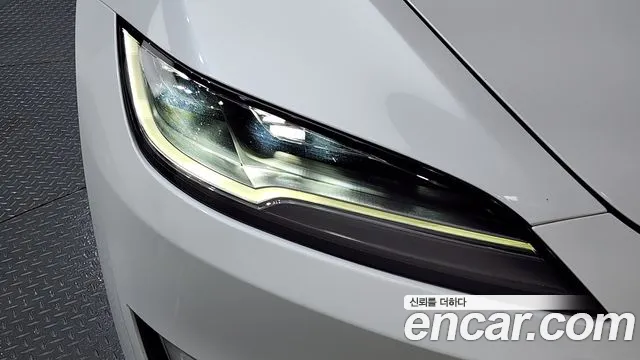 Tesla Model 3 2024 thumb 11