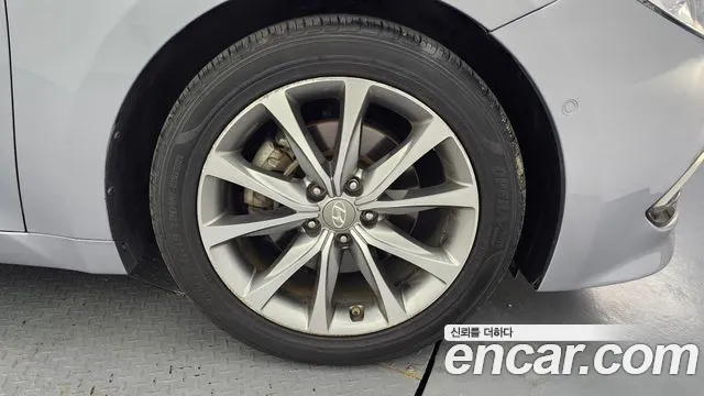 Hyundai Grandeur 2015 thumb 8