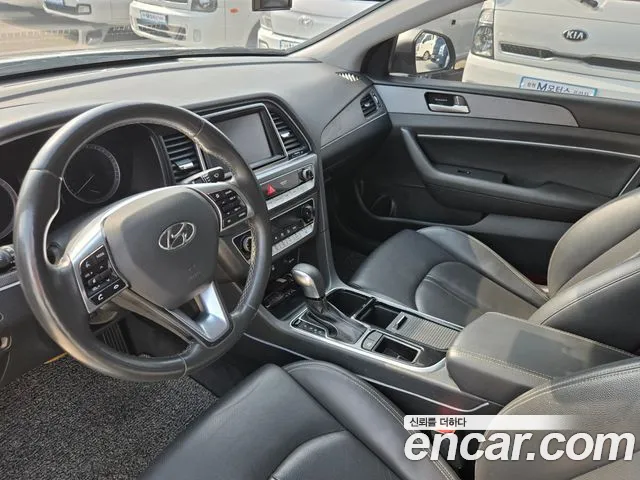 Hyundai Sonata 2017 thumb 10