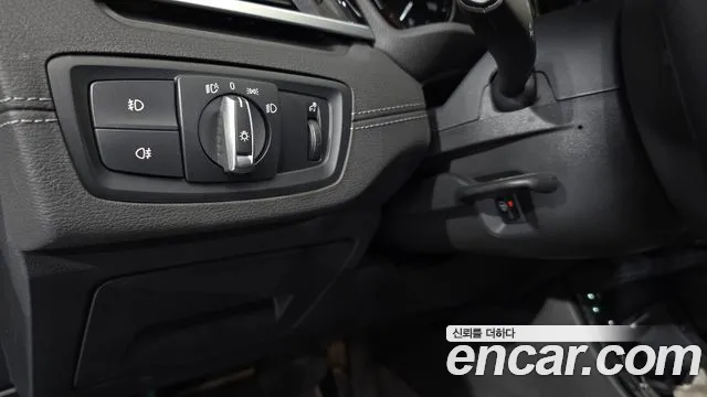 BMW X2 2019 thumb 7