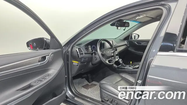 Hyundai Grandeur 2018 thumb 10