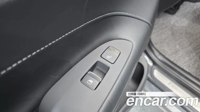 Hyundai Grandeur 2018 thumb 8