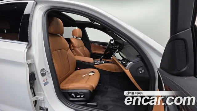 BMW 5 серии 2022 thumb 11