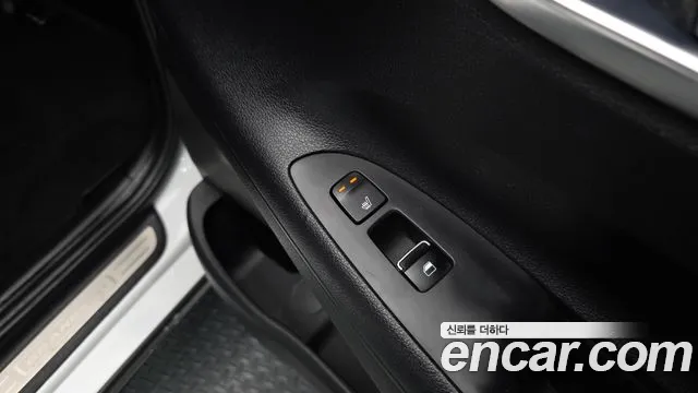 Hyundai Grandeur 2017 thumb 6
