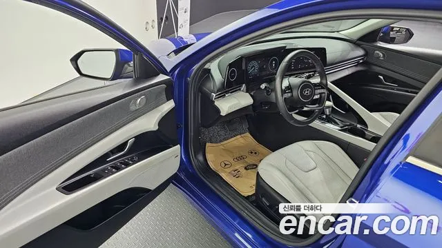 Hyundai Elantra 2021 thumb 2