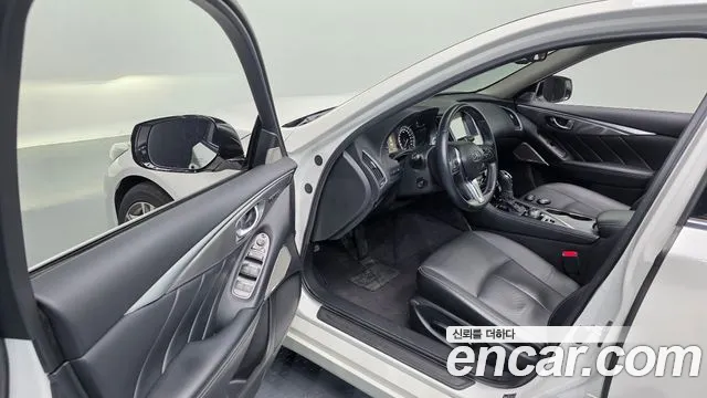 Infiniti Q50 2020 thumb 8