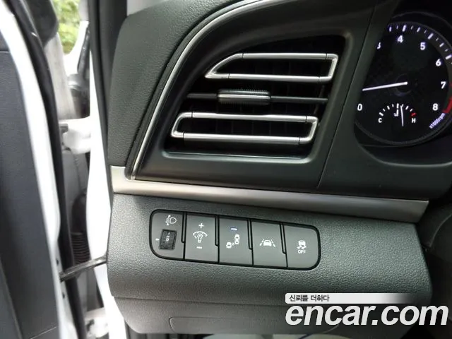 Hyundai Avante 2019 thumb 11