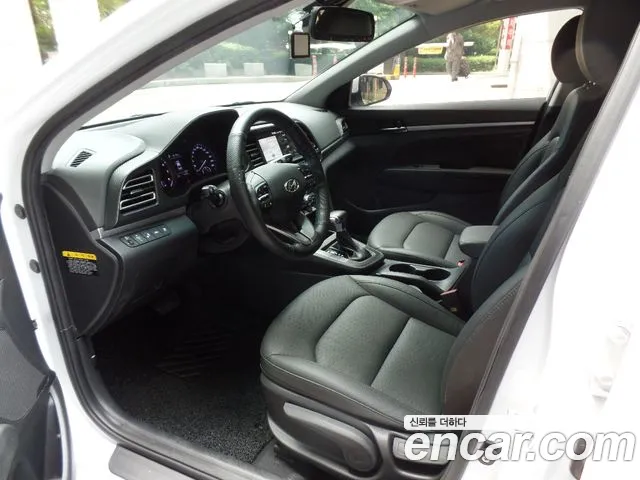 Hyundai Avante 2019 thumb 3