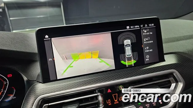 BMW X4 2022 thumb 3
