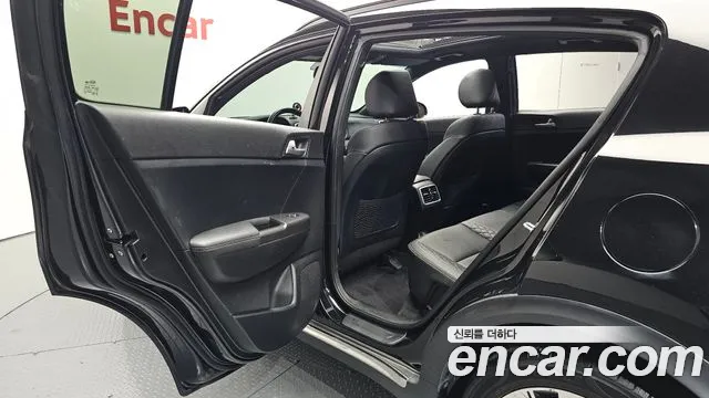 Kia Sportage 2017 thumb 8