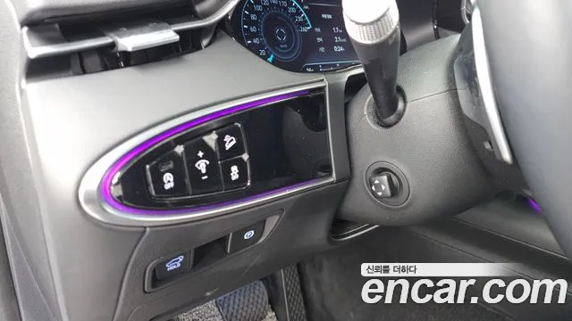 Genesis GV70 2022 thumb 7
