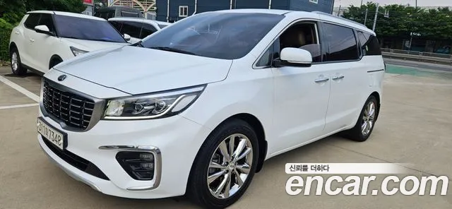 Kia Carnival 2018 thumb 6