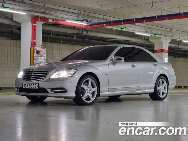 Mercedes-Benz S-Class 2011 thumb 12