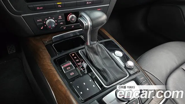 Audi A6 2015 thumb 3